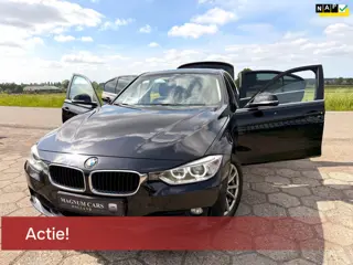 BMW 3-serie 316i *ACTIE TOT €500 KORTING* 5D AUTOMAAT AIRCO NAP XENON NAVI SCHERM NW APK VELGEN