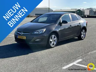 Opel Astra 1.4 Turbo Cosmo Clima, Cruise, PDC