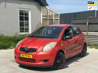 Toyota Yaris 1.3 VVTi Sol | Nieuwe Koppeling | Airco | El. Ramen | Lederen bekleding | NAP | Rijdt e