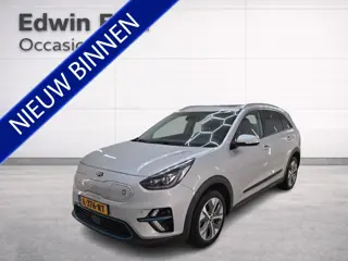 Kia e-Niro DynamicPlusLine 64 kWh 3-Fase | Panoramadak | SOH 100% | Cruise control ad. | Apple Carpl