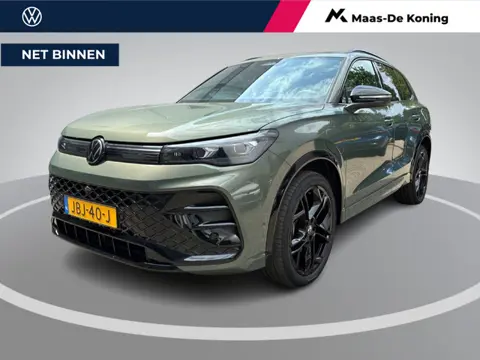 Volkswagen Tiguan 1.5 eHybrid 272pk DSG R-Line Edition · Panoramadak · Inklap. Trekhaak · 360 Camera