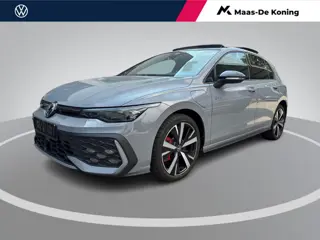Volkswagen Golf 1.5 eHybrid 272pk DSG GTE · Panoramadak · Camera · Matrix LED · Stuur- & Stoelverwar