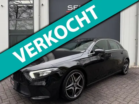 Mercedes-Benz A-KLASSE 200 Premium Automaat 163 Pk Cruise/Climate/Camera/19 Inch/PDC/Leder/Navi/Blue