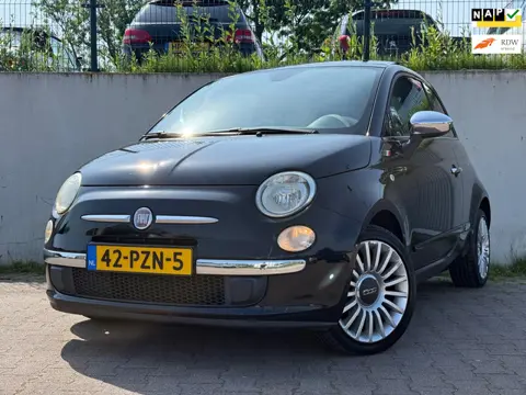 Fiat 500 1.2 Lounge/AUTOMAAT/SCHUIFDAK/AIRCO/NIEUWE APK AFLEVERING/