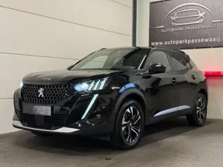 Peugeot 2008 1.2 PureTech GT-Line Pano, Cruise Control, Elek Stoel, Trekhaak, Apple Carplay, Lederen