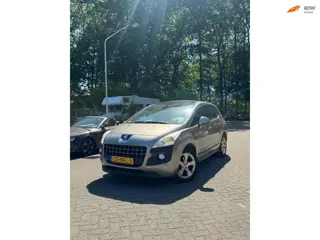 Peugeot 3008 1.6 VTi Première