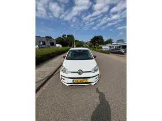 Foto 12 van Volkswagen Up! 1.0 BMT high up! AIRCO