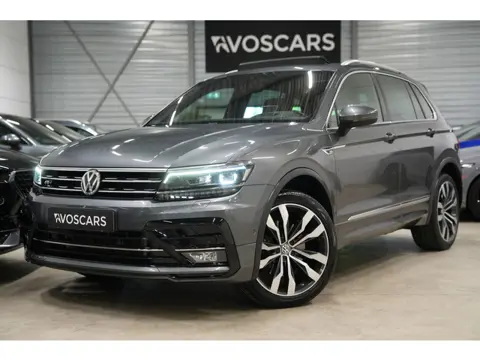 Volkswagen Tiguan 2.0 TSI 4Motion 230PK 3x R-Line * Pano - Trekhaak - Virtual - 20" - ACC - Keyless 