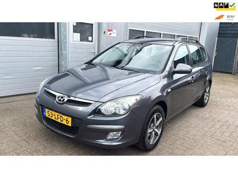 Hyundai I30 CW 1.6i Dynamic 2010-Clima-Cruise-Velgen-New APK