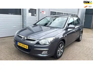 Hyundai I30 CW 1.6i Dynamic 2010-Clima-Cruise-Velgen-New APK