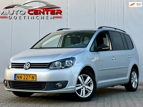 Volkswagen Touran 1.4 TSI Highline Automaat StoelV Airco Apk