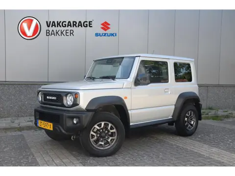 Suzuki Jimny 1.5 Stijl | Nieuwstaat!! | Nederlands en dealer onderhouden | Trekhaak afneembaar |