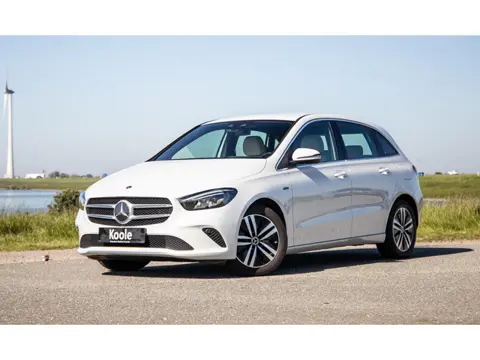 Mercedes-Benz B-klasse 250 e Business Solution Luxury Limited CARPLAY / AMBILIGHT / STOELVERWARMING 
