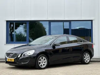 Volvo S60 2.0 D3 R-Design l Dealeronderhouden l