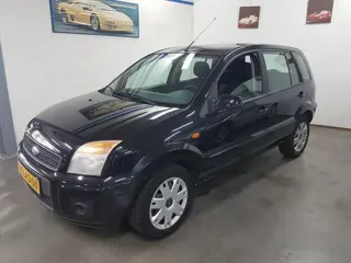 Ford Fusion 1400i 16V 5 DEURS  MPV AIRCO