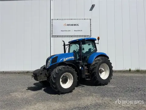 New Holland T7.210 (bj 2014)
