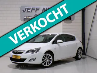 Opel Astra 1.6 Turbo Cosmo "Origineel NL!" Trekhaak Xenon Leer Stoelverwarming Bluetooth Navigatie C