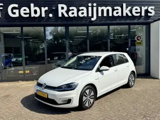 Volkswagen e-Golf e-Golf *Warmtepomp*Navigatie*ACC*88%SOH*