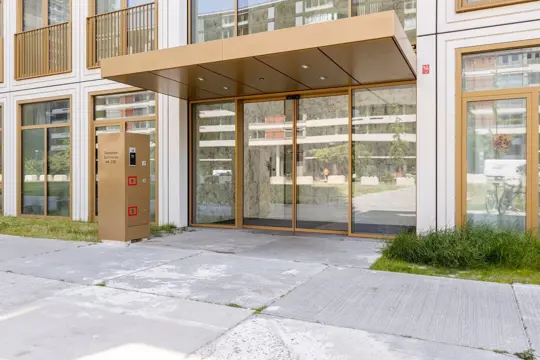 Woning aan de Gedempte Zalmhaven te Rotterdam
