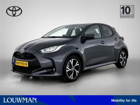 Toyota Yaris 1.5 Hybrid 115 Dynamic | BTW Voertuig | Stoelverwarming | Dealeronderhouden |