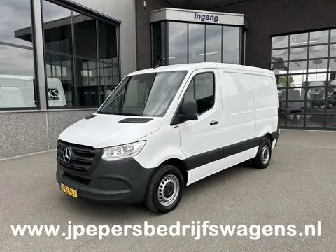Mercedes-Benz Sprinter 215 CDI L1 H1 / Trekhaak / Cruise control / Airco / 270 Graden achterdeuren