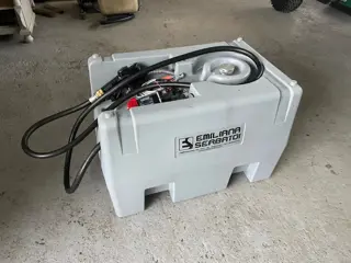 Brandstoftank Nieuwstaat!