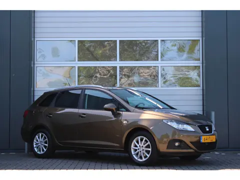 Seat Ibiza ST 1.2 TSI Style Automaat Airco/Cruise/Camera/Navi/Bluetooth/Radio/Elek.Ramen/C.V./15"LM/