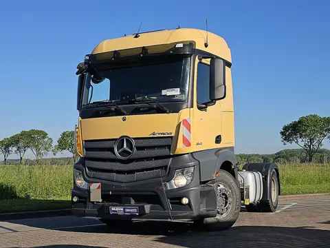 MERCEDES-BENZ ACTROS 1843