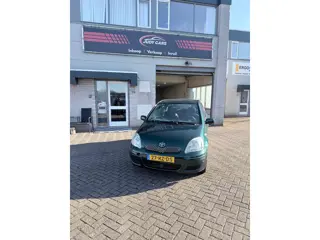 Toyota Yaris 1.3 VVT-i Sol
