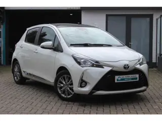 Toyota Yaris 1.5 VVT-i Executive Leder, Panorama dak, Automaat