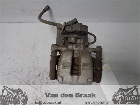 Volkswagen Passat 2005-2010 Remklauw rechts achter