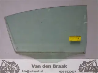 Volkswagen Passat Sedan 2005-2010 Portierruit rechts achter