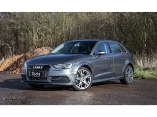 Audi A3 Sportback 1.4 e-tron PHEV Attraction Pro Line plus CARPLAY / CRUISE CONTROLE / STOELVERWARMI