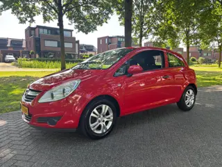 Opel Corsa 1.0-12V Selection (bj 2009)