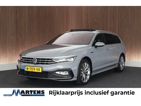 Volkswagen Passat Variant 1.5 TSI 150pk DSG R-Line Business Leder Camera Panoramadak Keyless Virtual