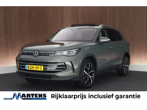Volkswagen Tiguan 1.5 eHybrid 204pk Elegance Trekhaak 360Camera Head-Up Stuur+Stoelverwarming Keyles