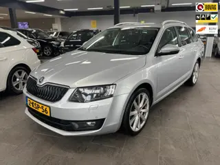 Skoda Octavia Combi 1.4 TSI Greentech Elegance Businessline xenon Navi clima cruise control lm-velge