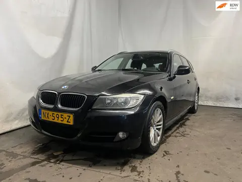 BMW 3-serie Touring 320d High Executive - Schade