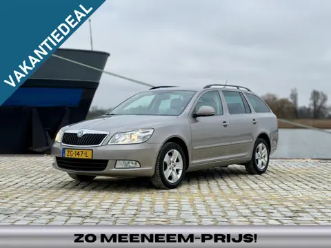 Skoda Octavia Combi 1.6 TDI Greentech Arctic|Leer|Stoelverwarming