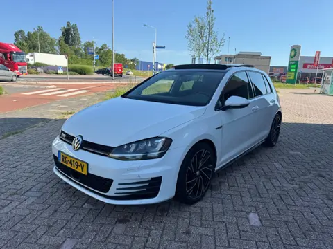 Volkswagen Golf 2.0 TDI GTD PANO/NAVI/CLIMA