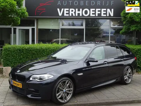 BMW 5-serie Touring M550xd - MOTOR DEFECT - FACE-LIFT - FULL OPTION - VOLLEDIG BMW ONDERHOUDEN !