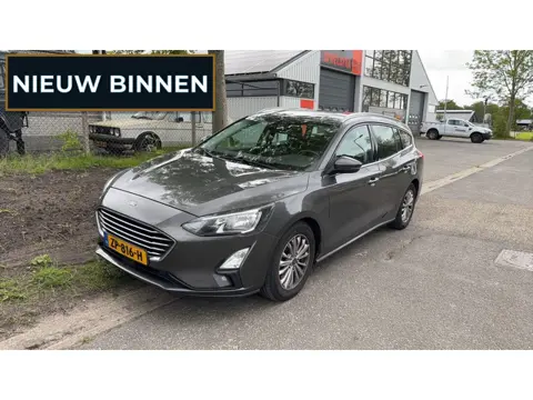Ford Focus Wagon 1.0 EcoBoost Titanium Business 125pk