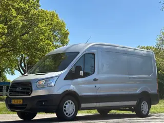 Ford Transit 350 2.0 TDCI L3H2 AUTOMAAT - Camera - Voorruitverw - Airco - Trekhaak - drie zitplaatse