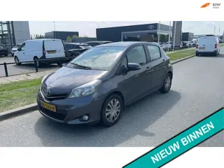Toyota Yaris 1.3 VVT-i 100pk 2e eigenaar 5-deurs Airco Trekhaak Degelijk