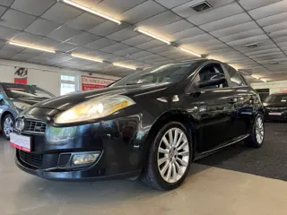 Fiat Bravo 1.4 T-Jet Corporate. Zeer goed onderhouden, cruise/climate control en meer.