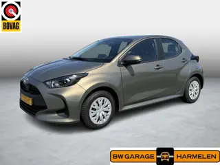 Toyota Yaris 1.5 VVT-i Active | Achteruitrijcamera | Airco | DAB | Carplay |