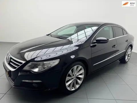 Volkswagen Passat CC 2.0 TDI BlueMotion 140 Pk 5 Persoons Airco Navi EXPORT ONLY