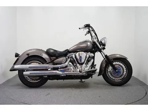 Yamaha XV 1600 WILD STAR (bj 2003)