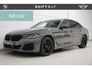 BMW 5-serie 545e xDrive M-Sport | Schuifdak | Laser | CoPilot