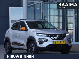 Dacia Spring Expression 27 kWh | Achteruitrijcamera | Parkeersensoren achter | Lichtmetalen velgen |